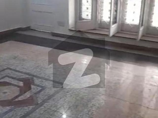 34 Marla House In Civil Lines Is Available For Rent Faisalabad Civil Lines
