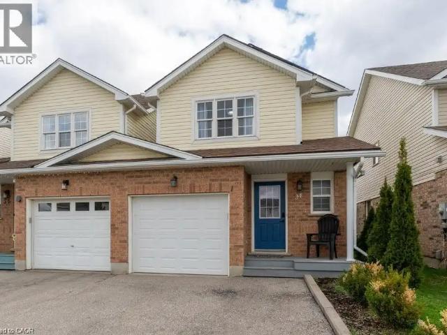 34 MOUNTAIN LAUREL Crescent