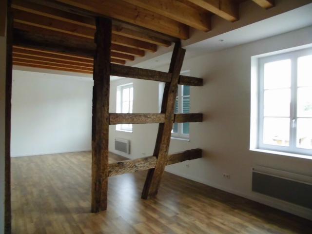 3/4 PIECES AVEC BALCON