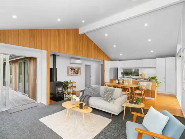 34 Pitoitoi Street, Otaihanga, Kapiti Coast For Sale