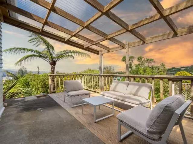 34 Poto Road, Normandale, Lower Hutt City