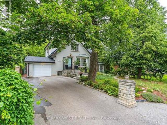34 Riverlea Drive, Toronto, ON, M9P 2H4 house for sale List.