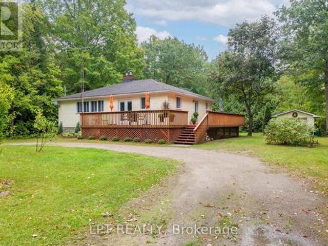 34 Staglir Drive, Tiny, ON, L9M 0H2 house for sale | Listing ID S13212 | Royal LePage