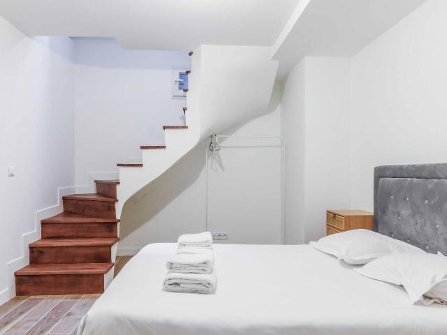 34m2 modern studio in Neuilly sur Seine