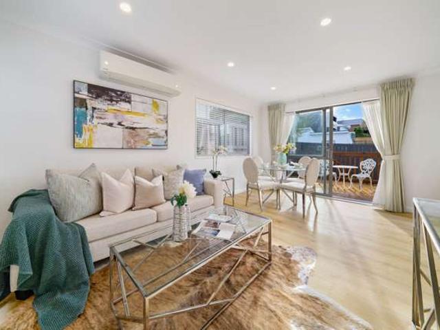 34a Spencer Road, Pinehill, North Shore City