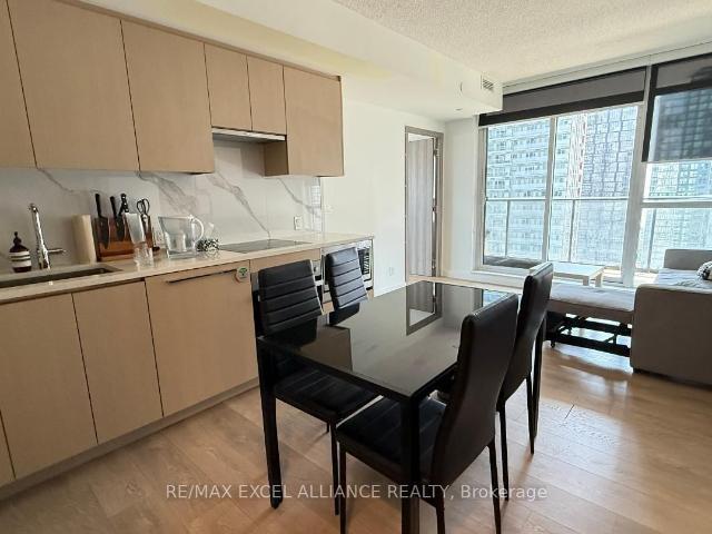 3506 38 Widmer Street, Toronto | 3Beds/2Bath, Condo, $4,600/mo | Condos. Ca