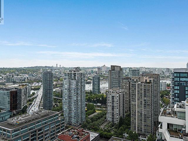 3508 233 Robson Street Vancouver, British Columbia