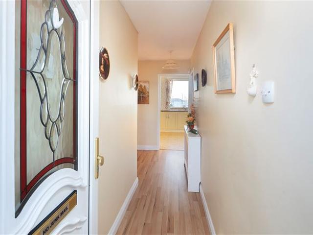 350,000 | No 37 Eaton Heights, Cobh, Cork Johanna Murphy & Son 4972 MyHome. Ie Residential