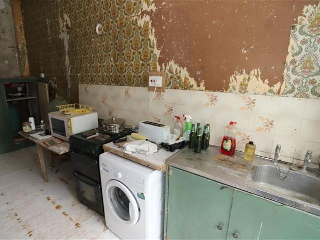 350,000 | Ballynagar House, Ballynagar, Abbey, Loughrea, Co. Galway DNG Brian MacMahon 5017 MyHome. Ie Residential