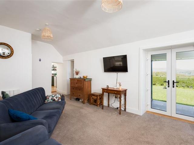 350,000 | Derryfunshion Cottage, Derryfunshion, Durrus, West Cork Hodnett Forde Property Services 4994 MyHome. Ie Residential