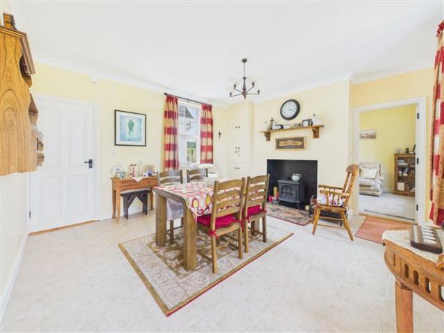 350,000 | Lisnascreena, Ahascragh, Ballinasloe, Co. Galway Sheehy Meares Real Estate 5015 MyHome. Ie Residential