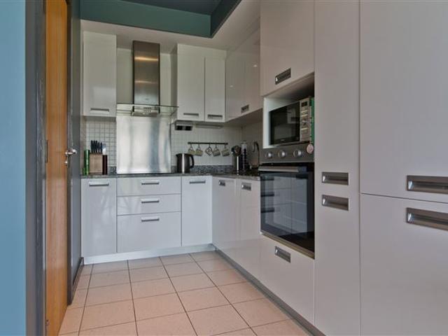 350,000 | 38 Weavers Hall, Levmoss Park, The Gallops, Leopardstown Sherry FitzGerald Foxrock 5006 MyHome. Ie Residential