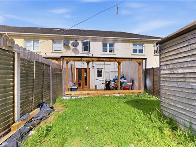 350,000 | 7 Bealing Avenue, Tyrrelstown, Dublin 15 Dixon Residential Limited 5002 MyHome. Ie Residential