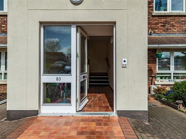 350,000 | 83 Embassy Manor, Kill, Kildare CME Naas 4994 MyHome. Ie Residential
