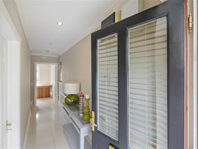350,000 | 8 Riverside Drive, Red Barns Road, Dundalk, Co. Louth Sherry FitzGerald Carroll 5017 MyHome. Ie Residential