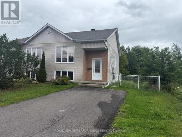 350 Higginson Street, Hawkesbury, ON, K6A 3W7 house for lease | Listing ID X13598 | Royal LePage