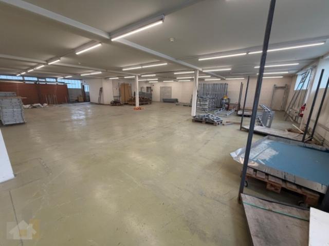 350 m2 Lagerfläche in Romanshorn ideal für Handwerk & Gewerbe