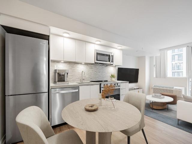 350 North Queens Quay West Phase IV 1 Bedroom Apartment for Rent at 350 Queens Quay W, Toronto, ON M5V 3A7 Harbourfront
