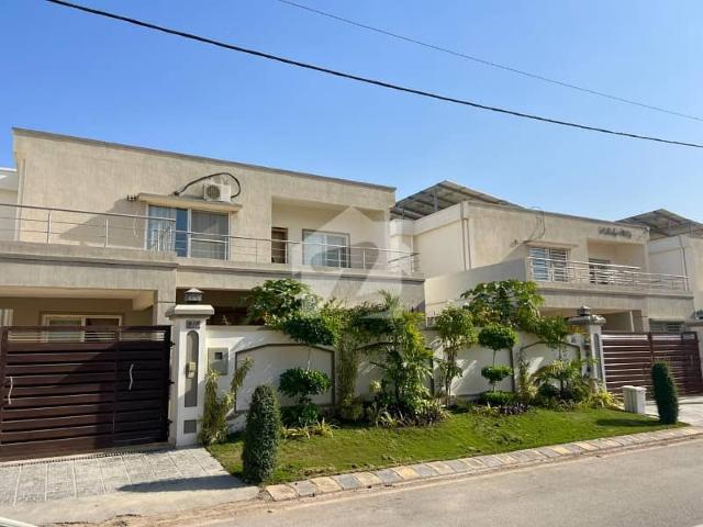 350 Square Yards House For Sale In The Perfect Location Of Falcon Complex New Malir