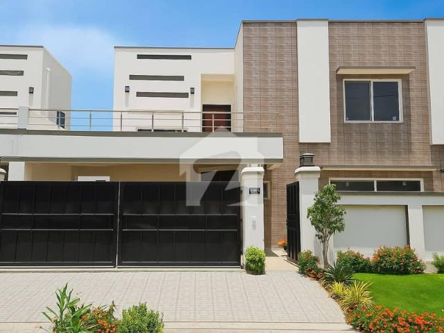 350 sq yards house for sale in falcon prime location!