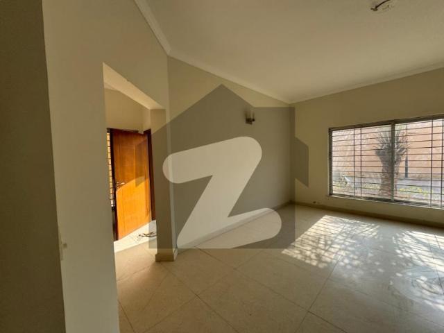 350 Sq Yd Boulevard Category Luxury Villa For Sale Precinct 35, Sports City, Bahria Town Karachi Near Rafi Cricket Stadium | 4 Bedrooms, Drawing, Dining, Closed Italian Kitchen & TV Lounge | 100 Sq Yd Backyard Lawn | 15 Min Drive from Main Gate. Bahria Sports City