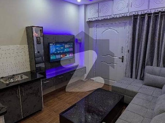 350 Sqft Brand New Fully Furnished Flat Available For Sale in Johar town
