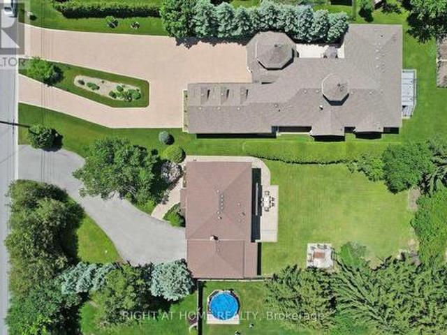 350 Sunset Beach Road, Richmond Hill, ON, L4E 3H9 house for sale | Listing ID N12966 | Royal LePage