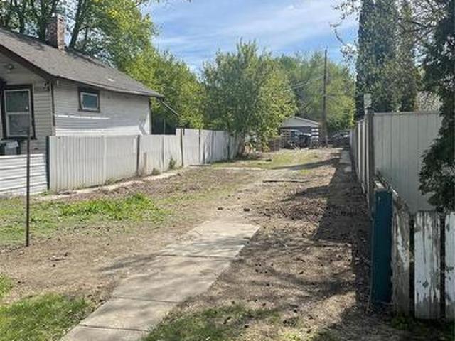 350 R Avenue S, Saskatoon, SK, S7M 2Z3 vacant land for sale.
