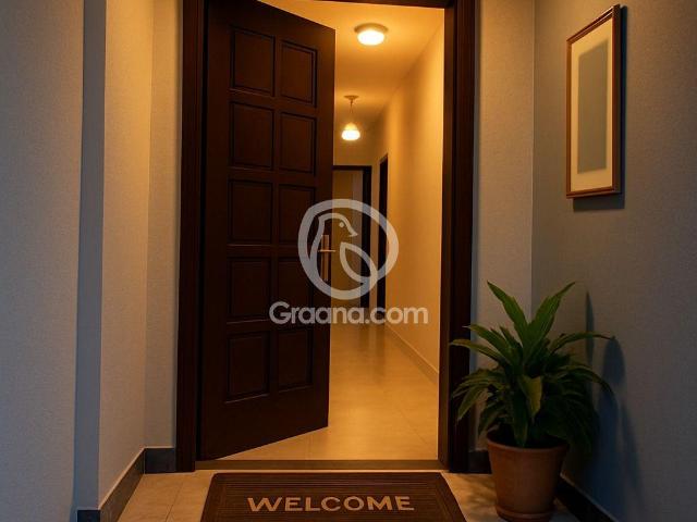 350 Yd² House for Sale