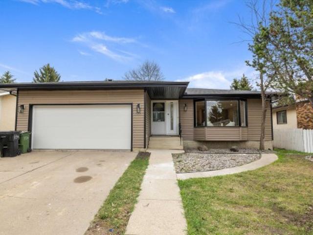3515 B Street, Edmonton, AB, T6H 2K9 house for sale | Listing ID E4487 | Royal LePage