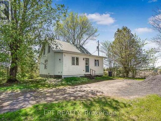 3515 Greenlane Road, East Hawkesbury, ON, K6A 2R2 house for sale | Listing ID X13514 | Royal LePage