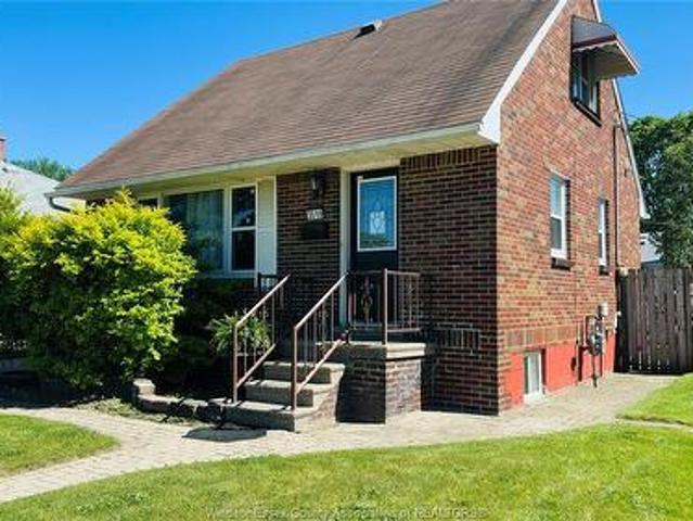 3519 Tecumseh Road West, Windsor, ON, N9C 2B6 house for sale | Listing ID 26020 | Royal LePage
