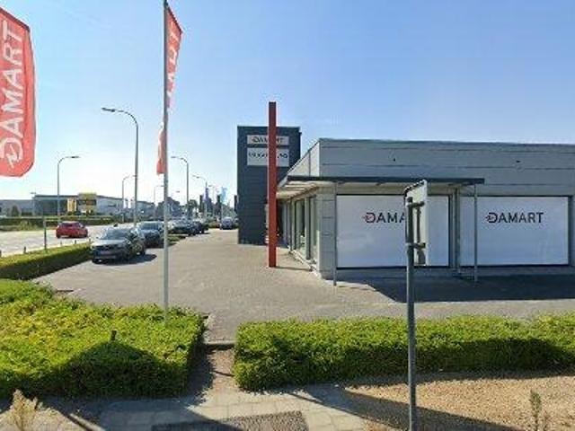 351 m2 office space for rent in Lochristi