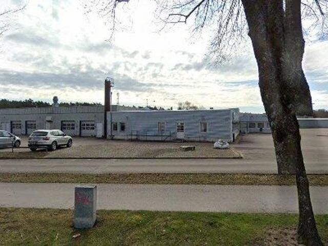 351 m2 lager uthyres i Halmstad