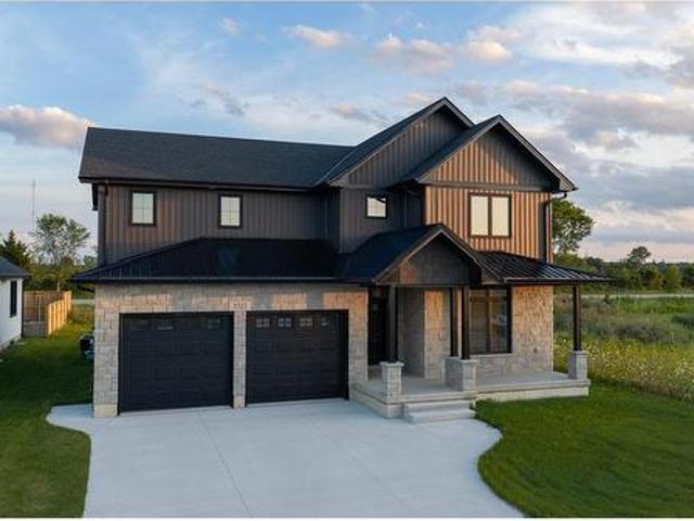 3527 Paul Crescent, Plympton Wyoming, ON, N0N 1E0 house for sale | Listing ID 26020 | Royal LePage