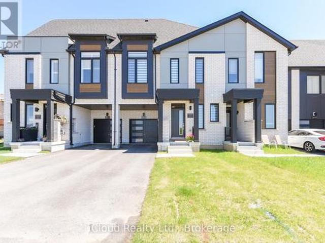 3523 Post Road, Oakville, ON, L6H 7W5 house for lease | Listing ID W13219 | Royal LePage