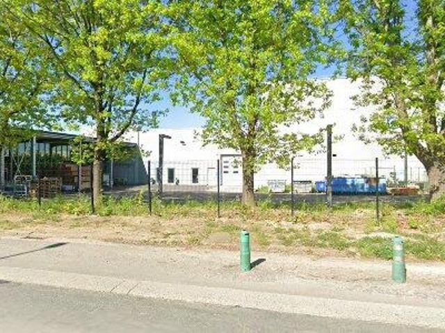 352 m2 office space for rent in Nijvel