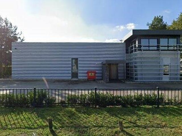 352 m2 office space for rent in Heeze Leende