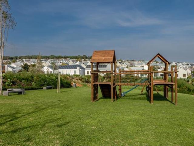 352 m² Land available in Volaire Estate