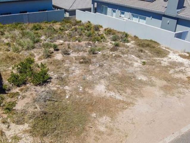 352 m² Land available in Calypso Beach