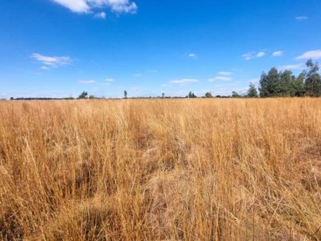 353 m² Land available in Dennesig