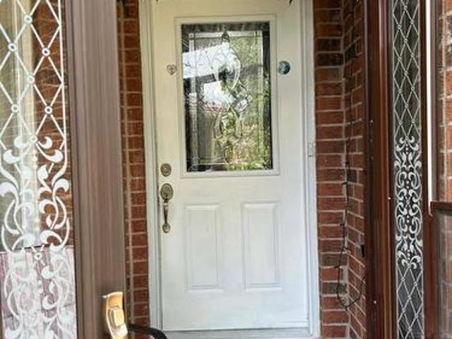 3546 Italia Crescent, Mississauga, ON, L5B 3T6 house for sale | Listing ID W13607 | Royal LePage
