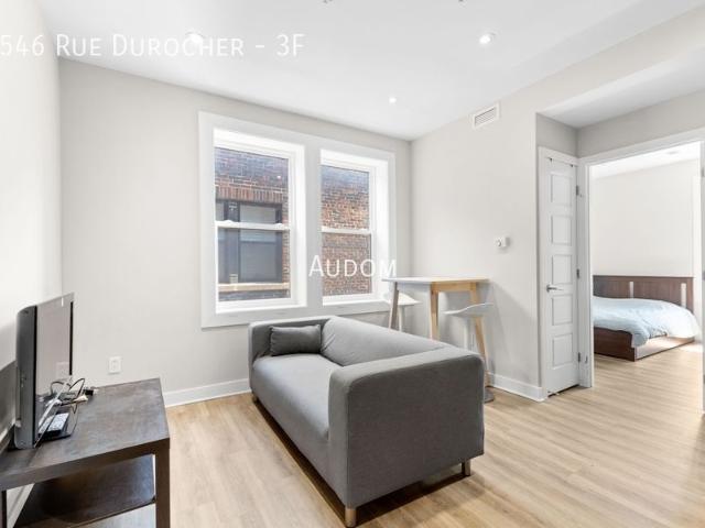 3546 Rue Durocher 3F