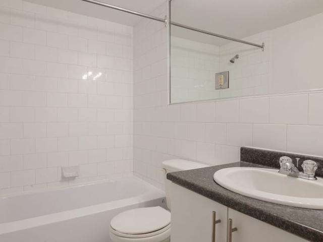 3555 Cote des Neiges Road