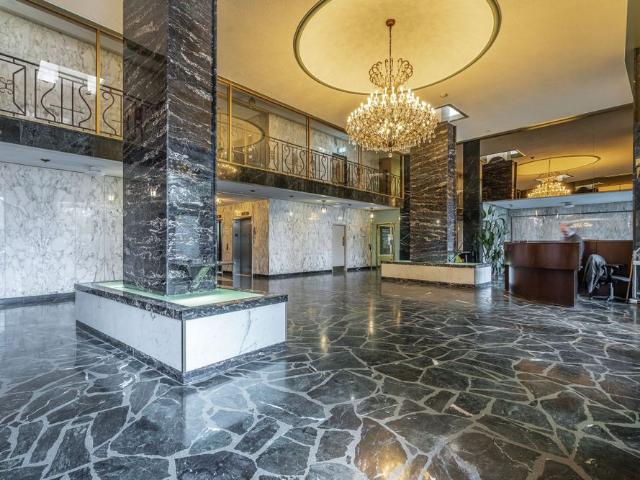 3555 Cote des Neiges Road