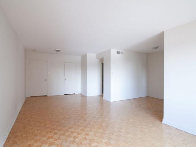 3555 Cote des Neiges Road