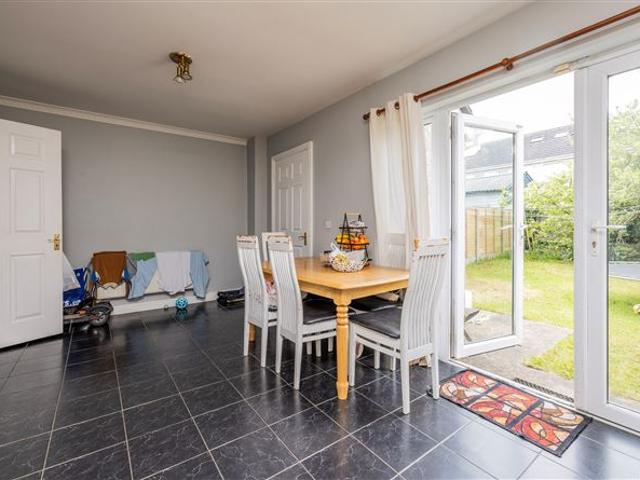 355,000 | 4 Newhaven Court, Balbriggan, County Dublin Wall Tuckey Properties 5019 MyHome. Ie Residential