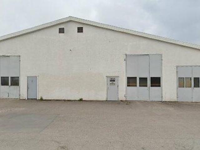 355 m2 kontor, lager uthyres i Norrtälje
