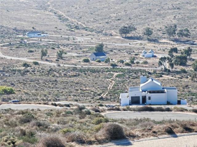 355 m² Land available in St Helena Views