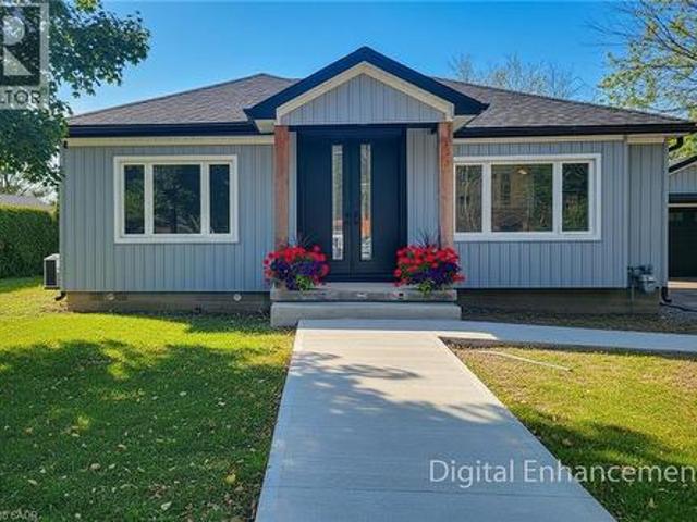 355 Ridge Road W, Grimsby, ON, L3M 4E7 house for sale | Listing ID 40847 | Royal LePage
